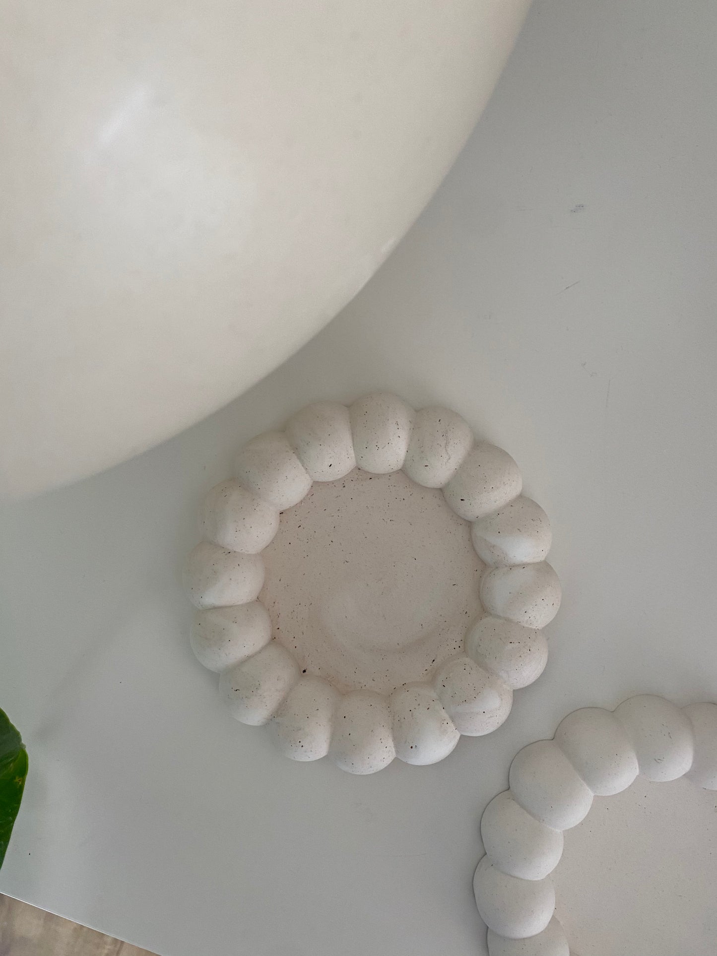 SALTY BUBBLE TRAY